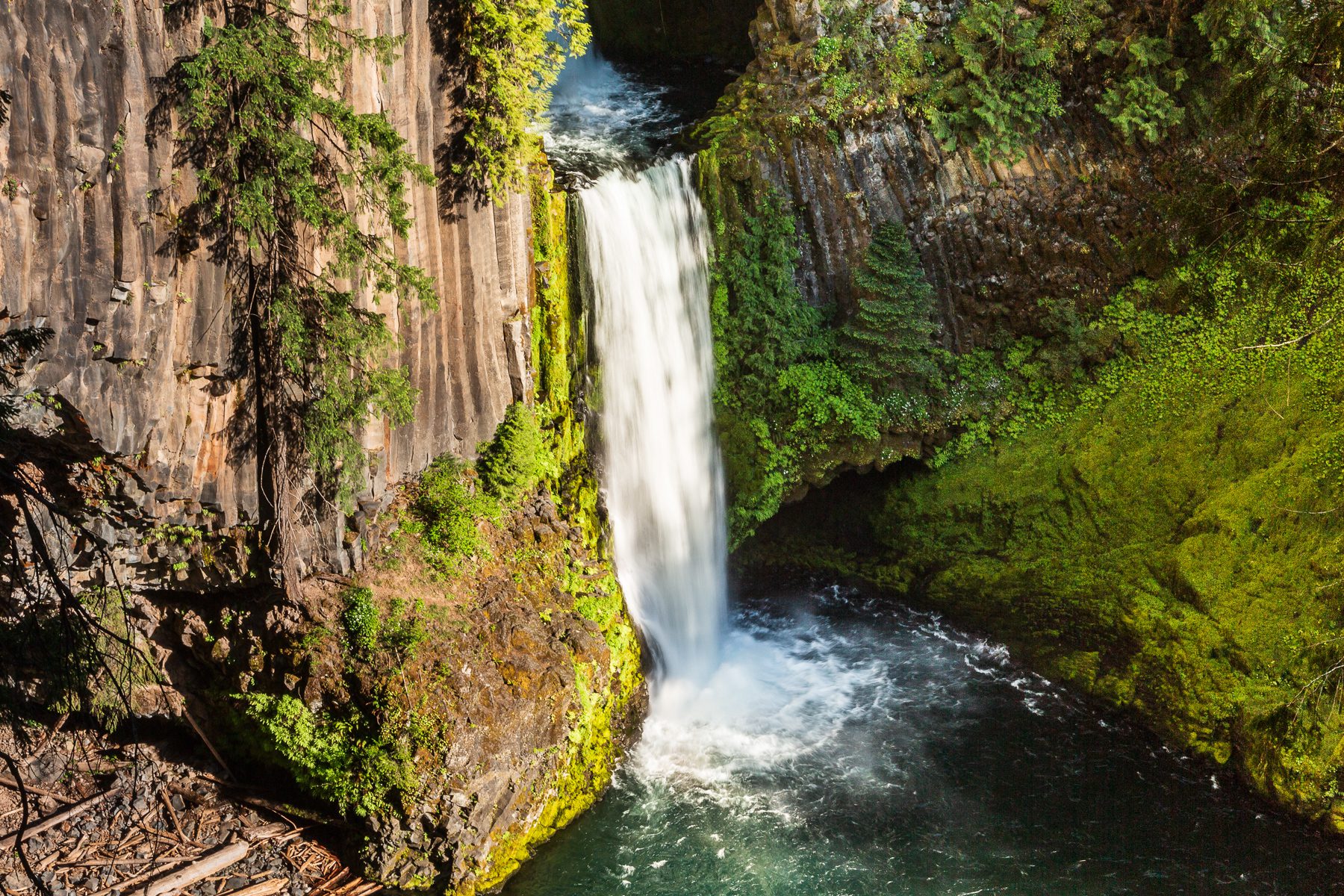 Toketee Falls. Photo Jak Wonderly