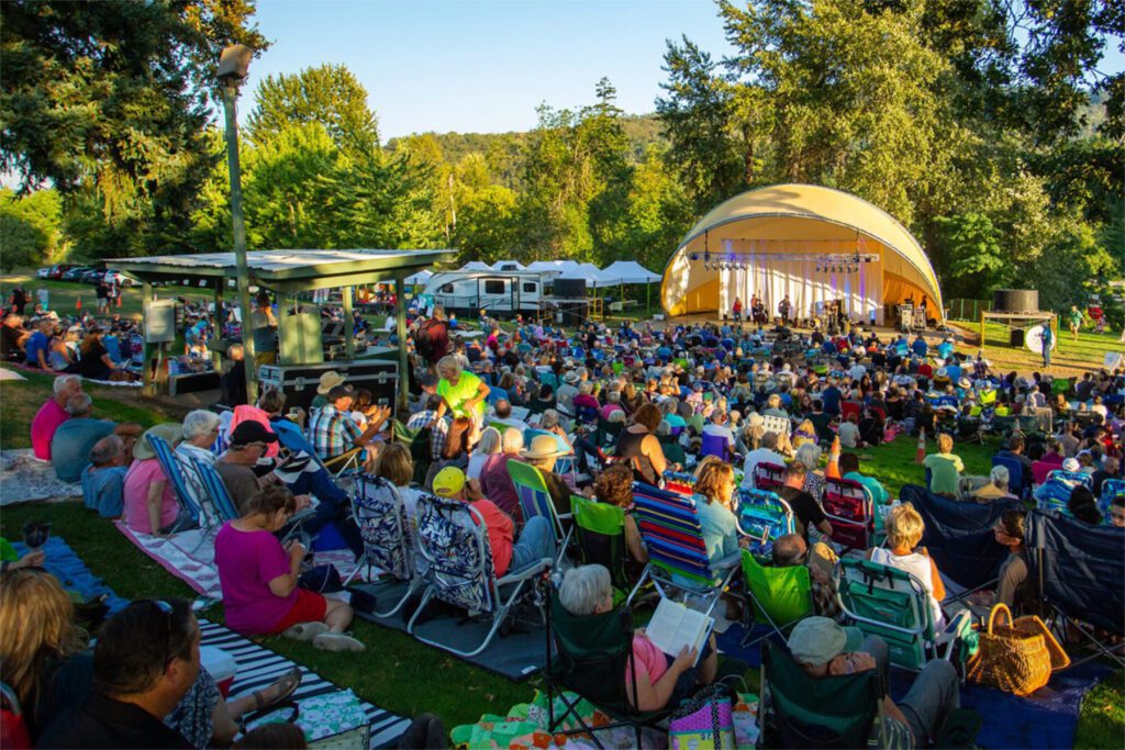 Roseburg's Band Shell, hosting a music event