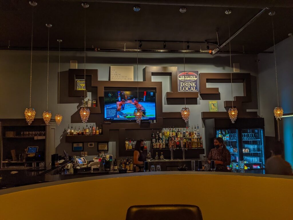 Best Spots for Craft Cocktails Basin Martini Bar - Klamath Falls - What to do in Southern Oregon