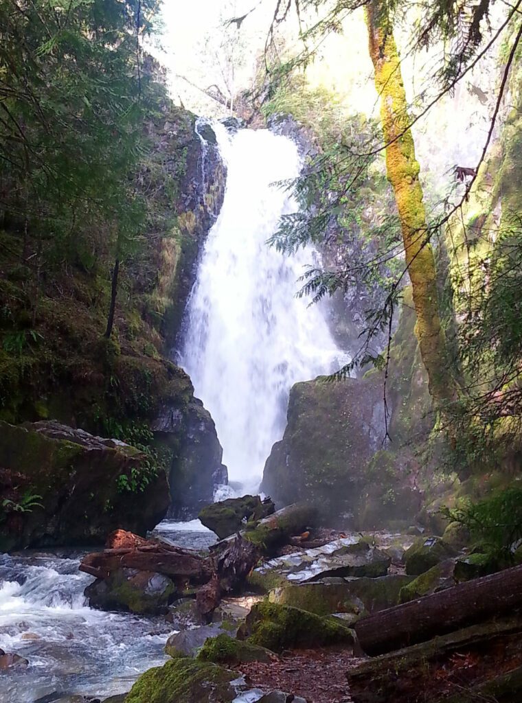 Susan Creek Falls